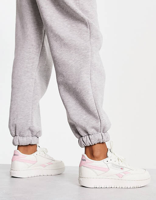 

Розовые и меловые двойные кроссовки Reebok Club c — эксклюзивно для ASOS