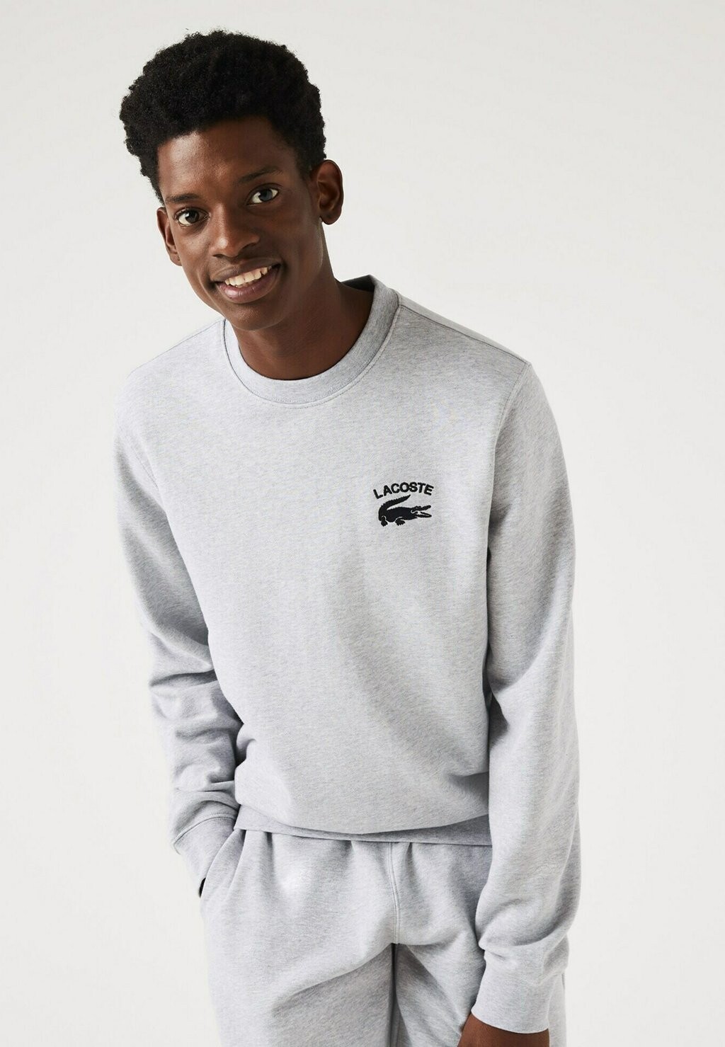 

Толстовка Lacoste