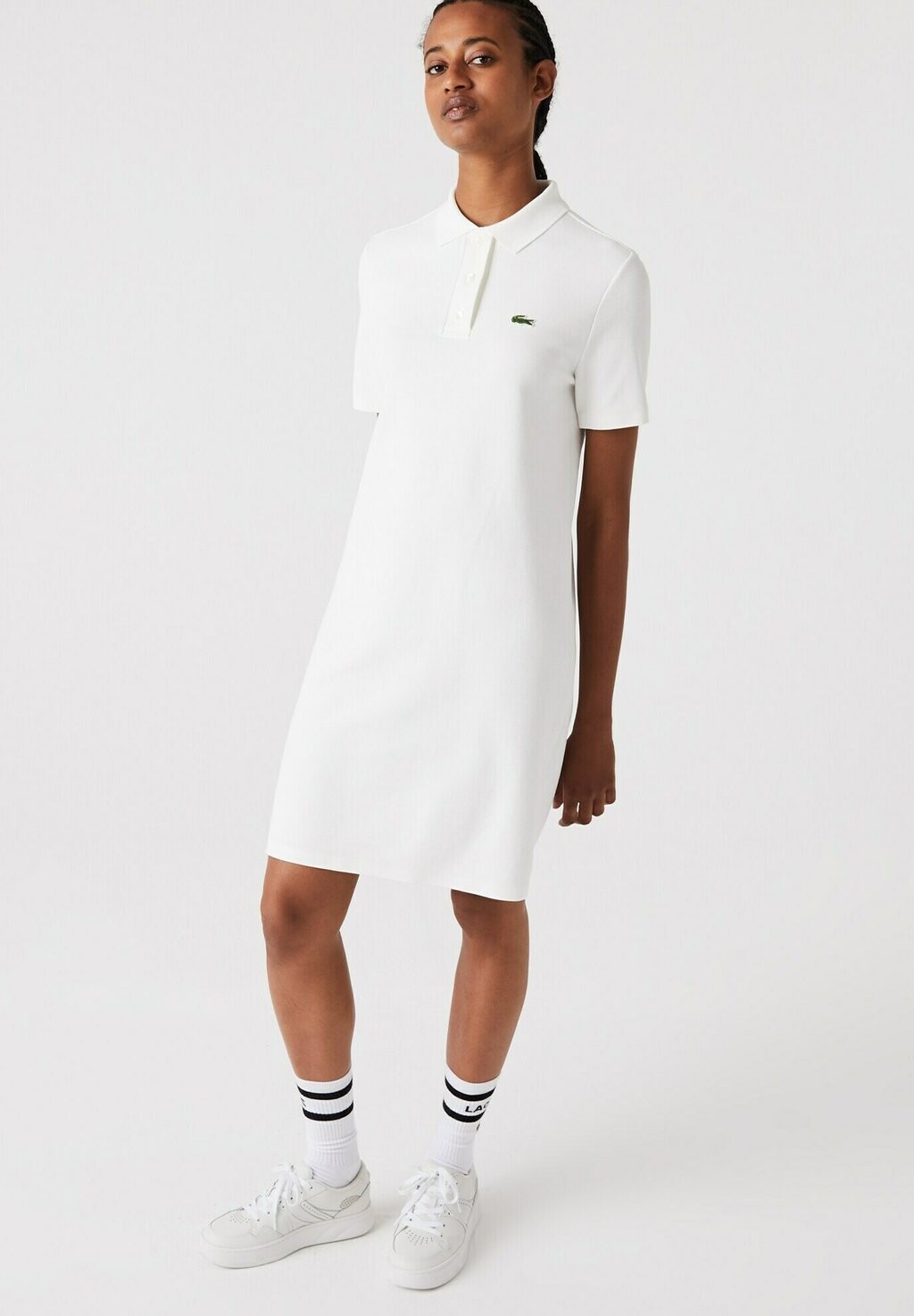 

Платье-рубашка Lacoste, молочный