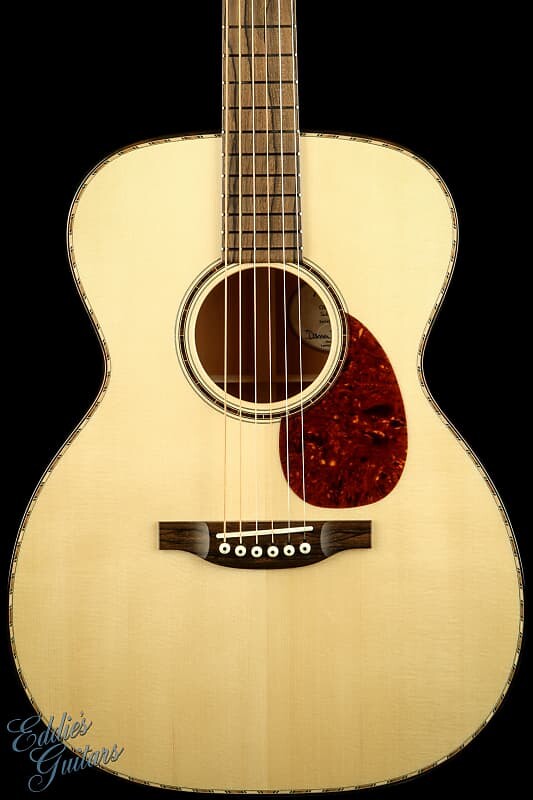 

Акустическая гитара Bourgeois OM Custom - Italian Spruce & Honduran Mahogany