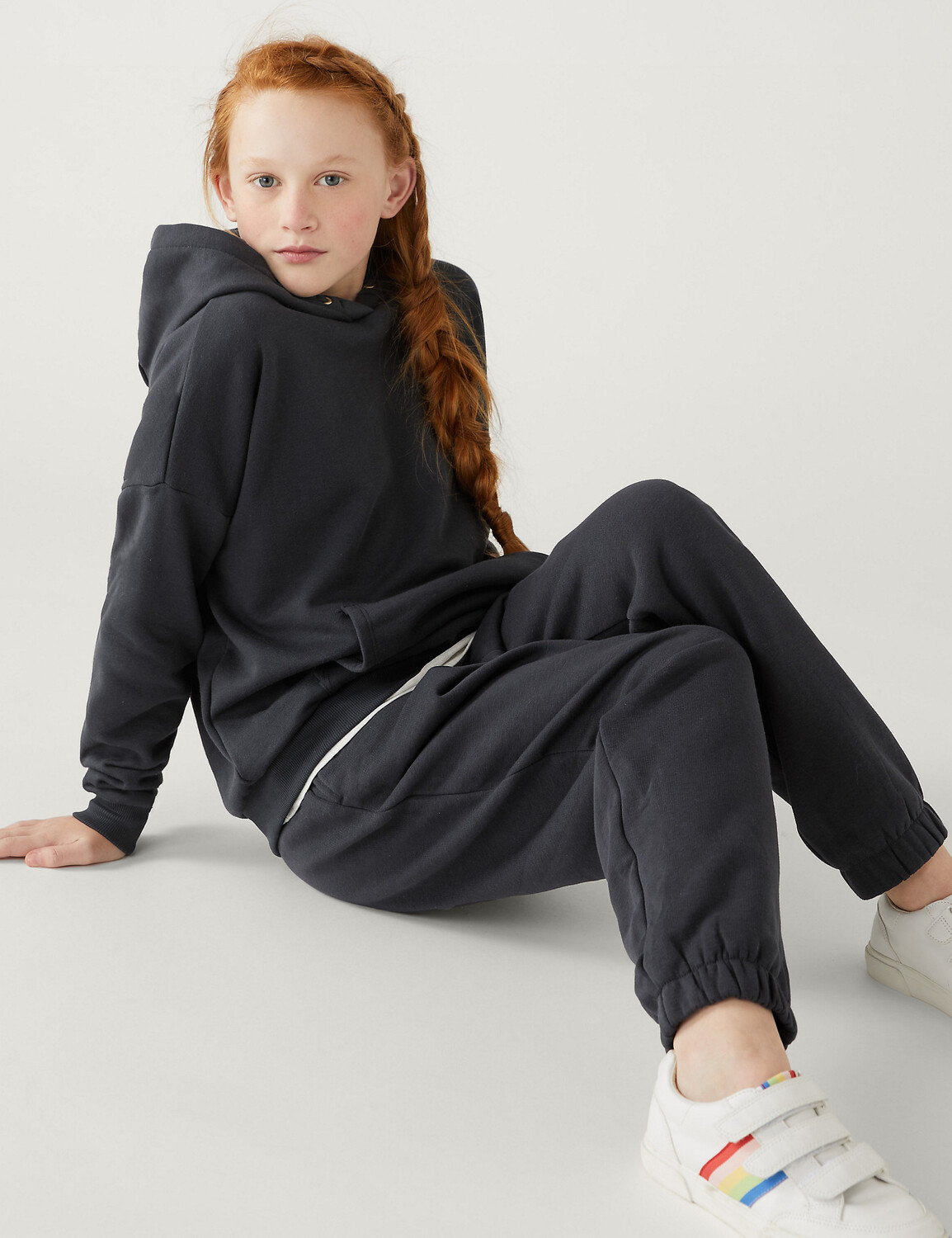 

Однотонная толстовка с богатым содержанием хлопка (6–16 лет) Marks & Spencer