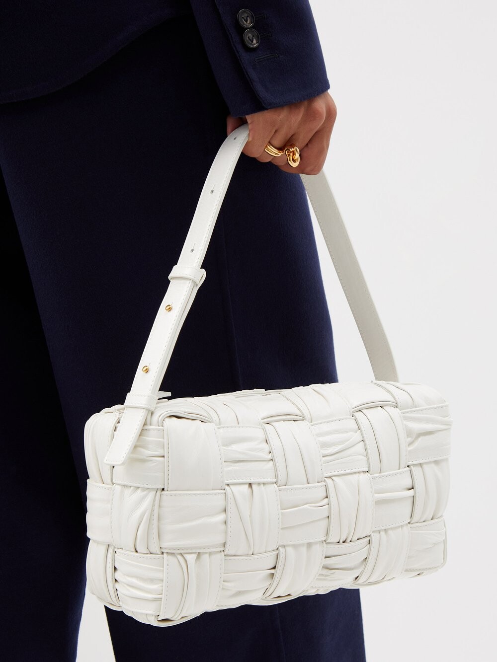 

Сумка на плечо brick cassette из кожи intrecciato Bottega Veneta, белый