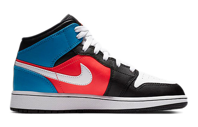 

Кроссовки Air Jordan 1 Mid
