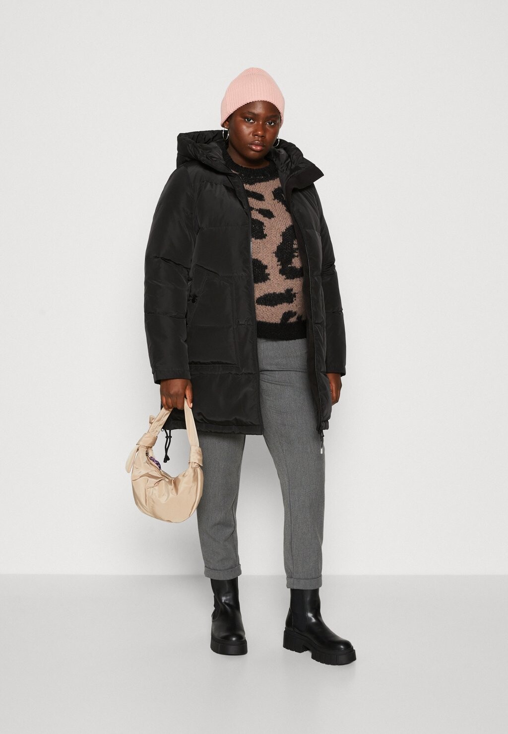 

Пуховик Vero Moda Curve VMCOSLO, черный