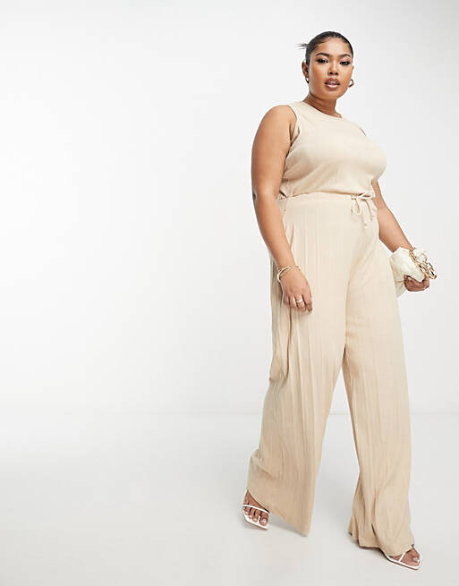 

Сверхширокий комбинезон In The Style Plus с камнем