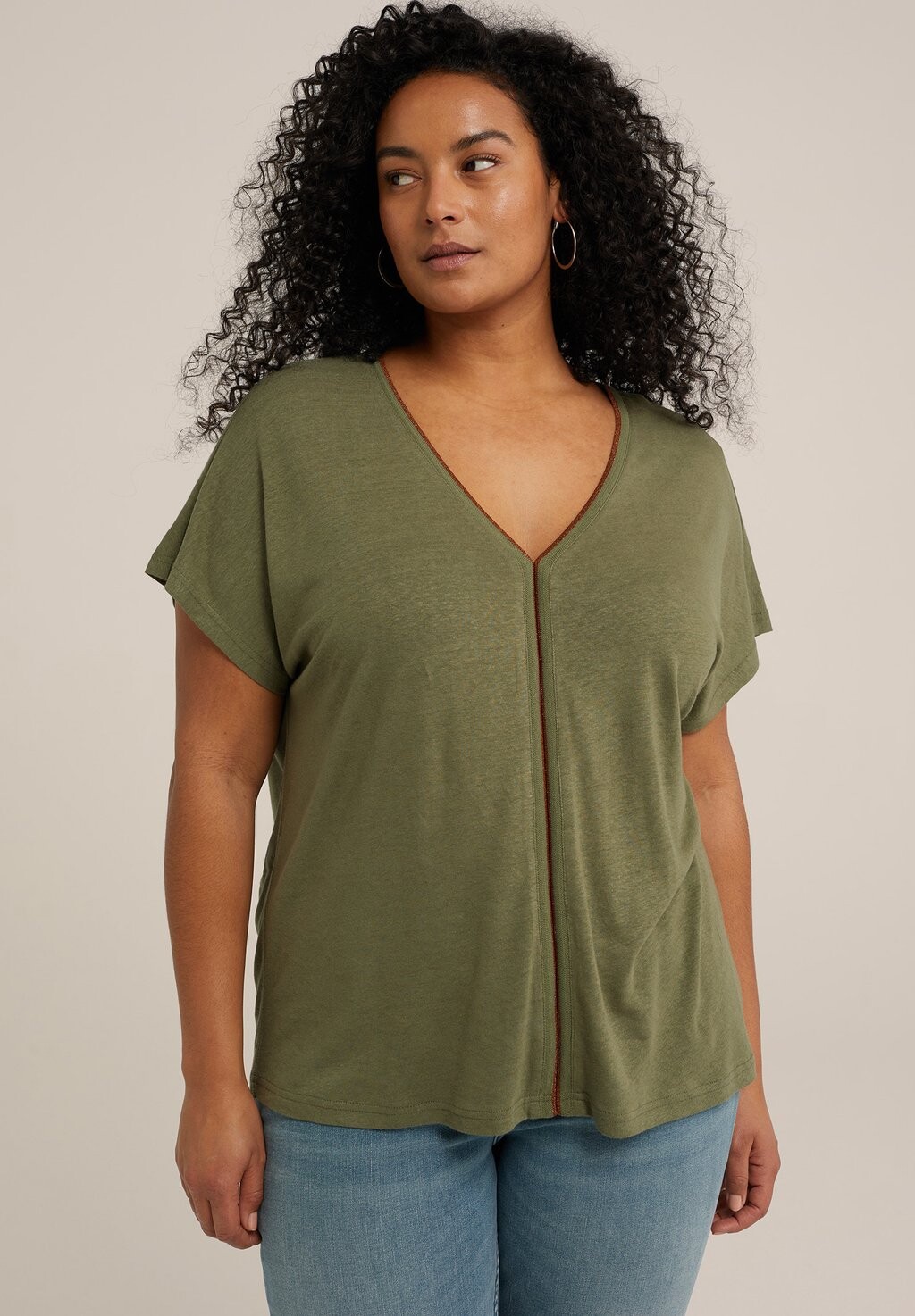 

Футболка базовая CURVE WE Fashion, цвет green