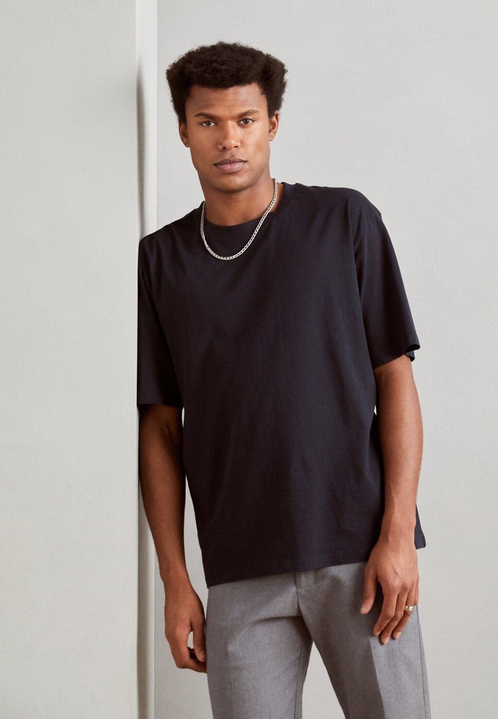 

Базовая футболка Oversize Tee Lindbergh, цвет navy