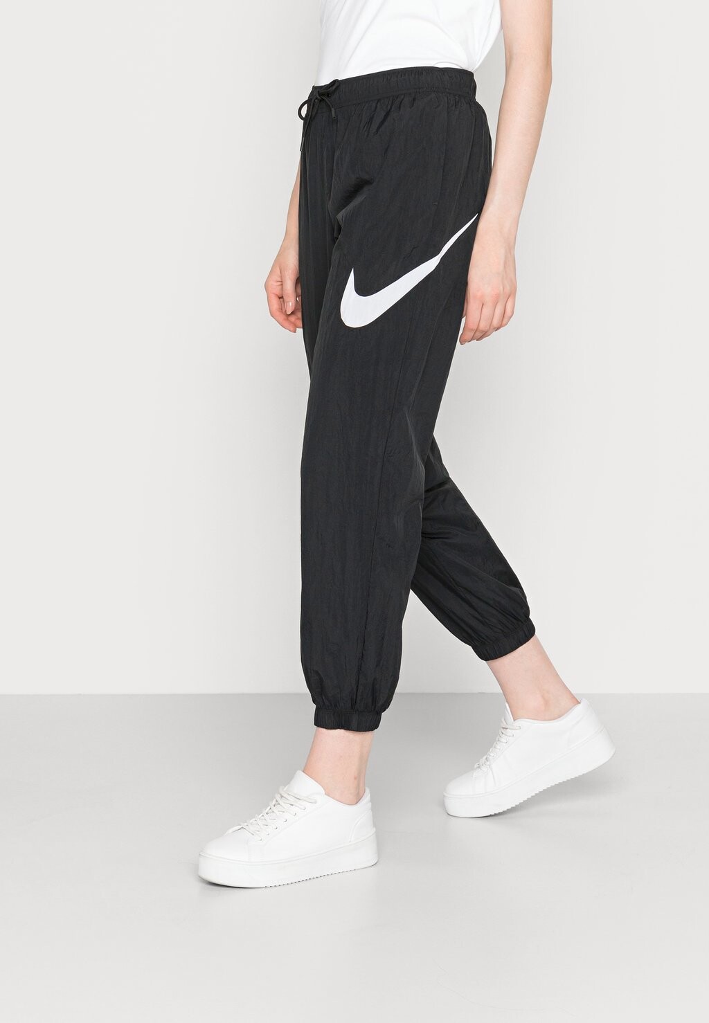 

Спортивные брюки Nike, черный
