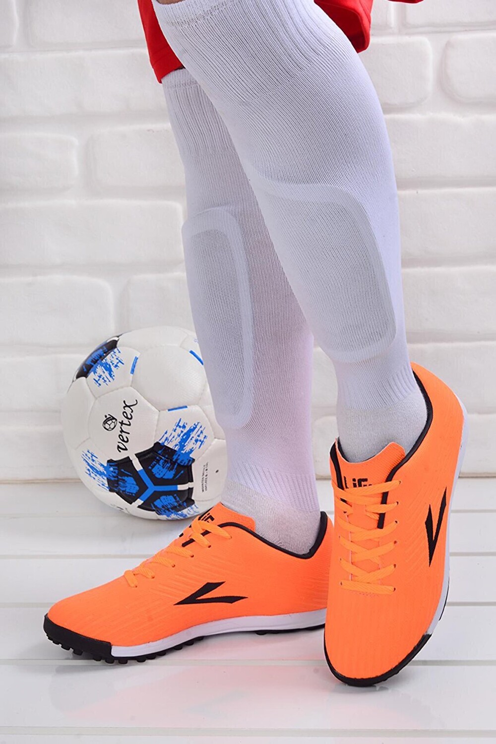 

Мужские спортивные футбольные бутсы Aras HM AstroTurf Lig, апельсин