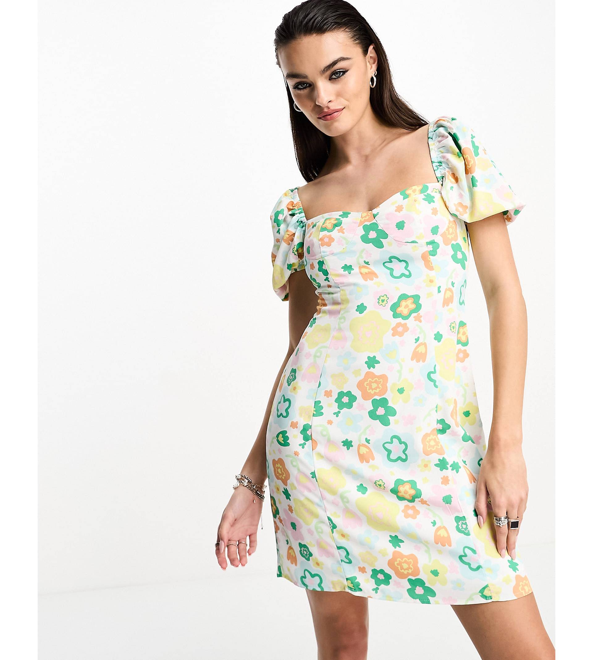 цена Гламурное свободное мини-платье доярки в стиле ретро с весенним цветочным принтом Glamorous