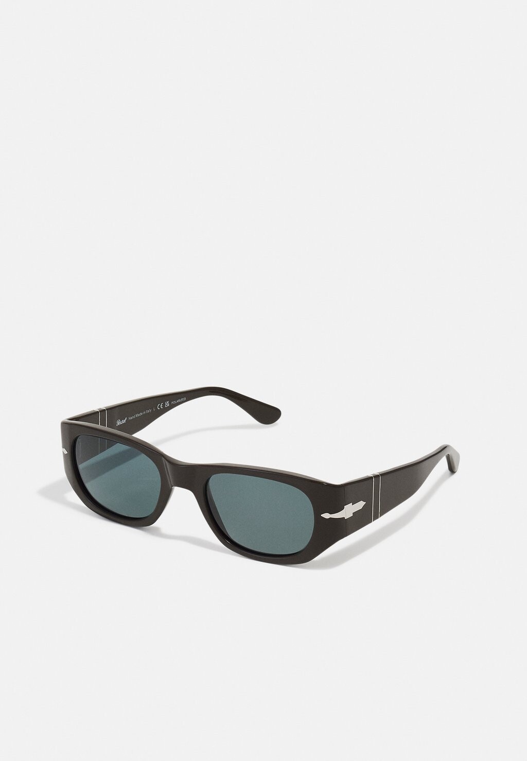 

Солнцезащитные очки Persol