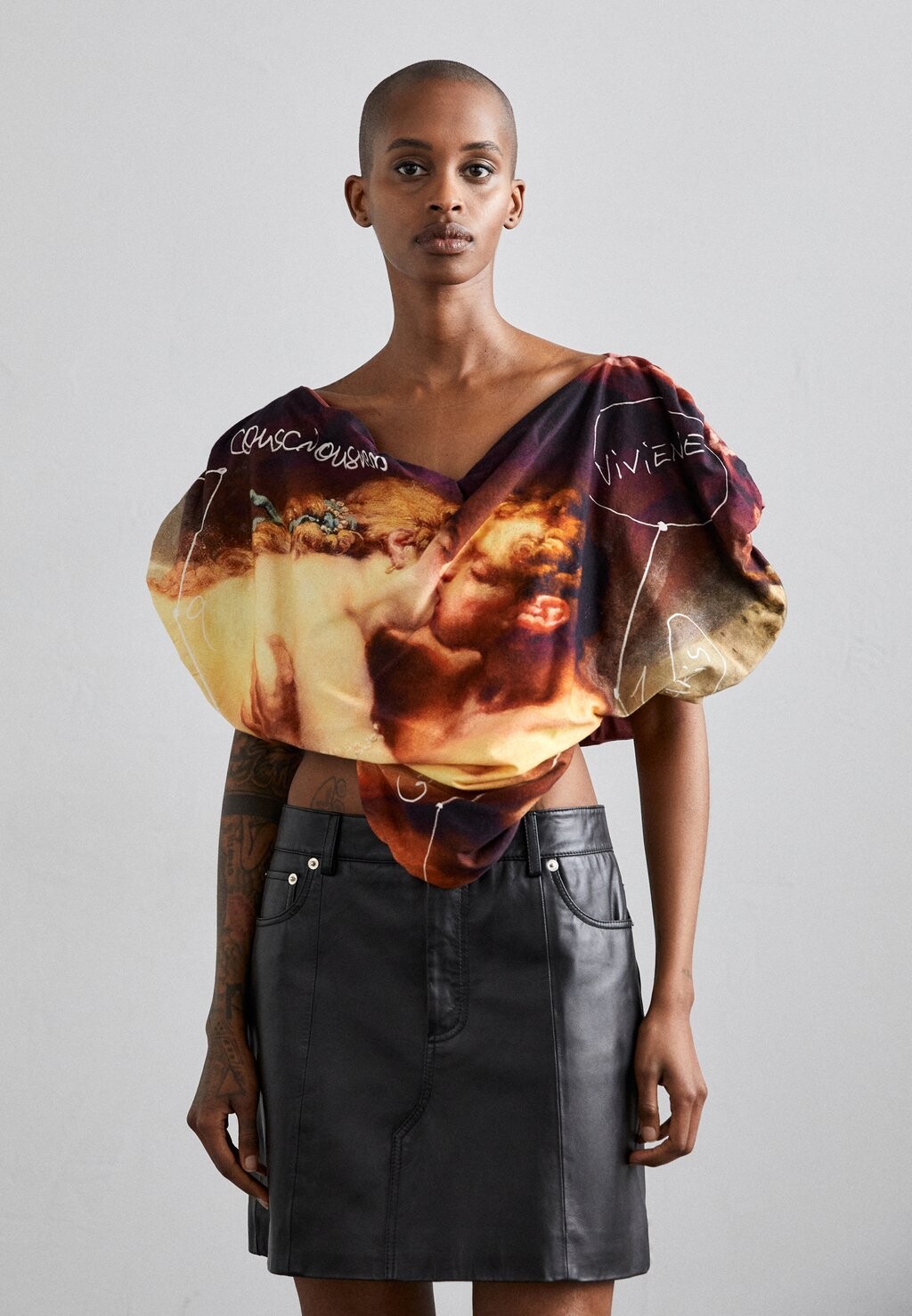 

Футболка с принтом KISS HEART Vivienne Westwood, цвет brown