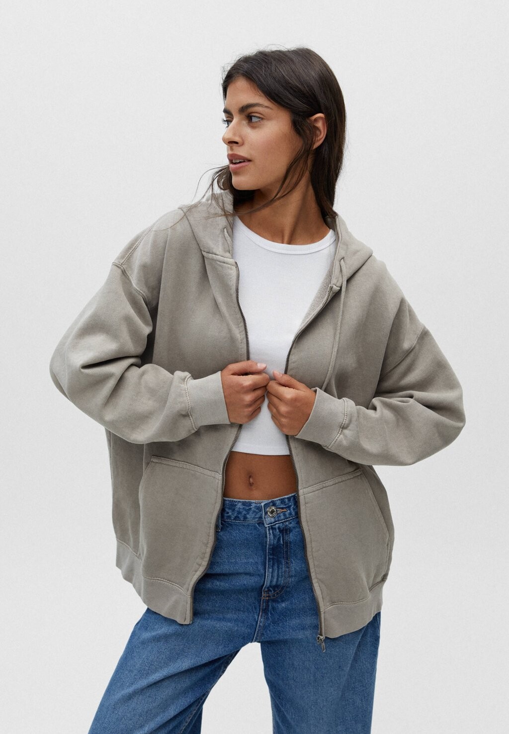 

Толстовка на молнии PULL&BEAR