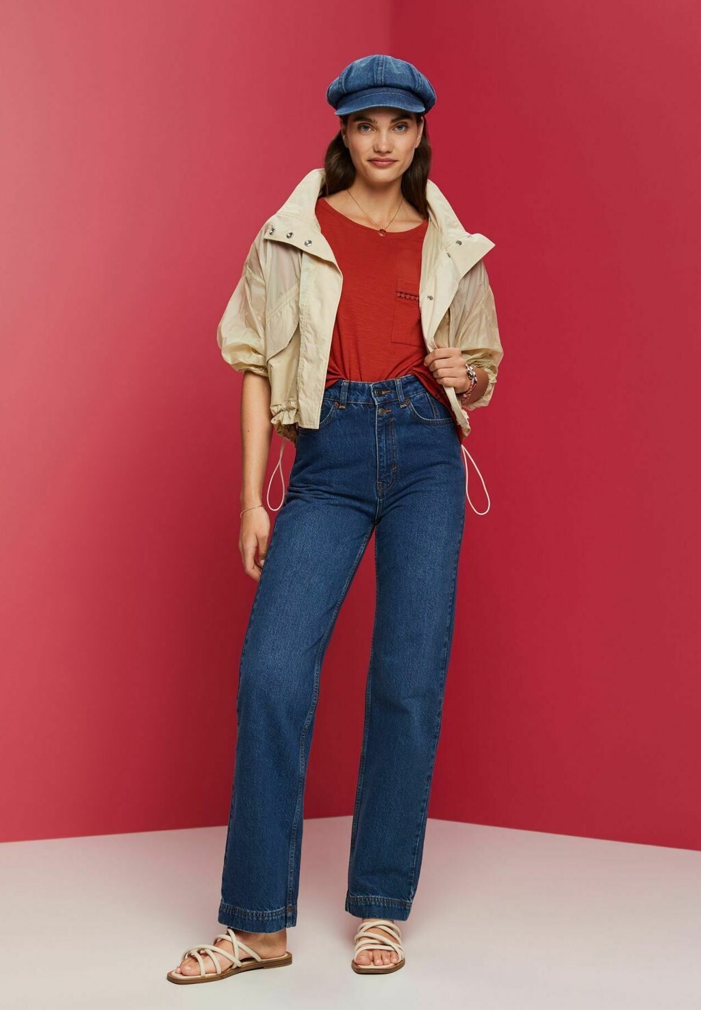 

Футболка с принтом Esprit, Красный