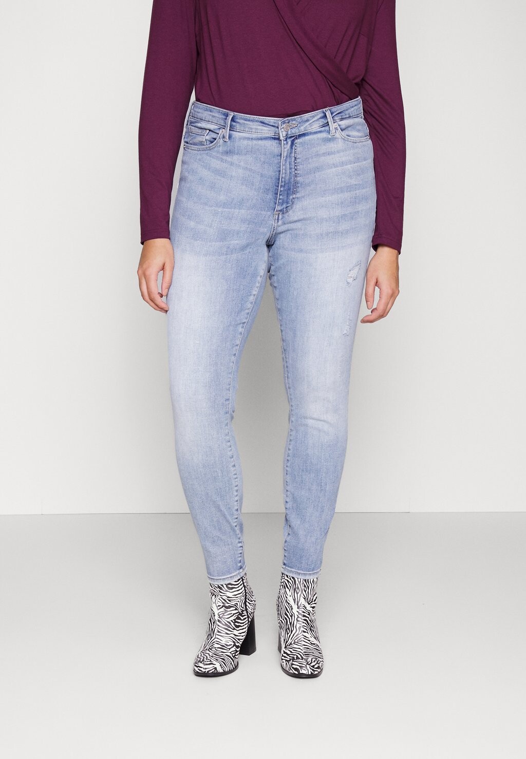 

Джинсы Skinny Fit Vero Moda