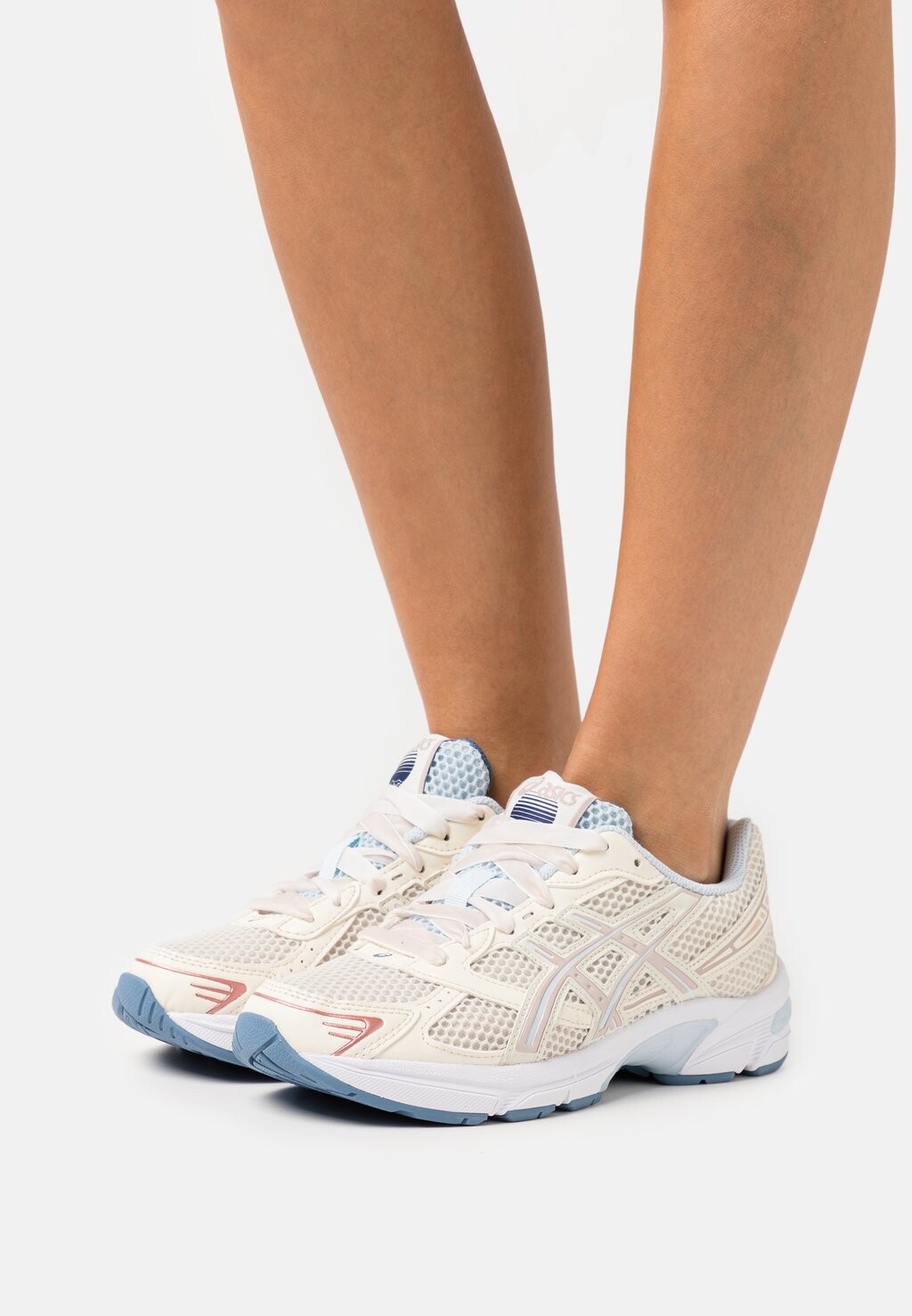 

Кроссовки ASICS SportStyle