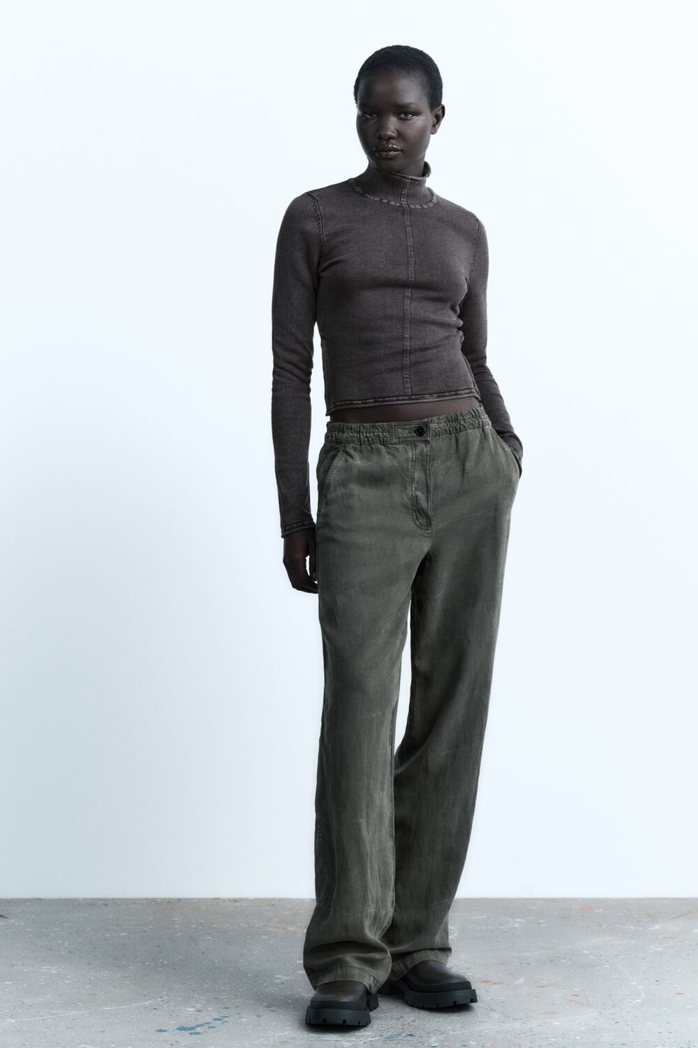 

Вязаный топ кислотной стирки ZARA, серый