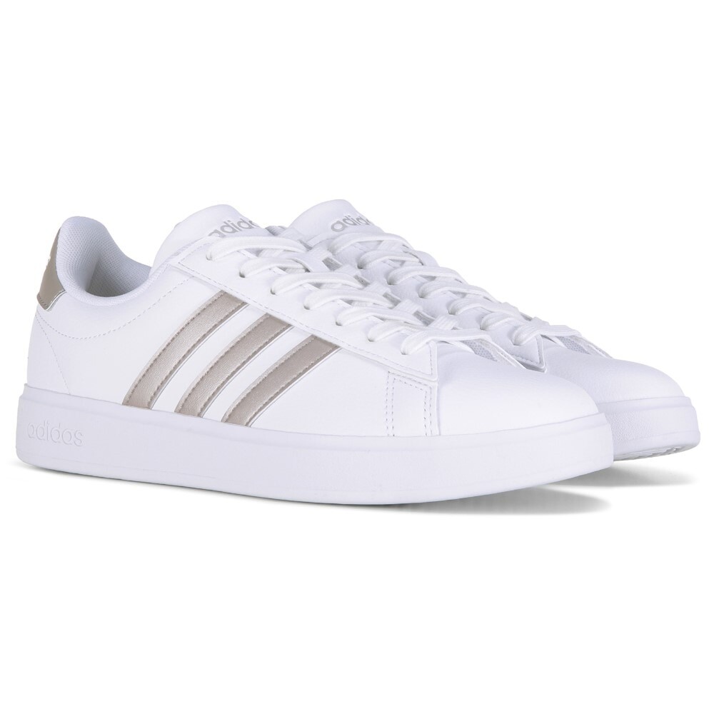 

Женские кроссовки Grand Court 2.0 Adidas, белый