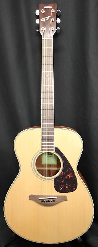 

Акустическая гитара Yamaha FS820 Small Body Acoustic Guitar Natural
