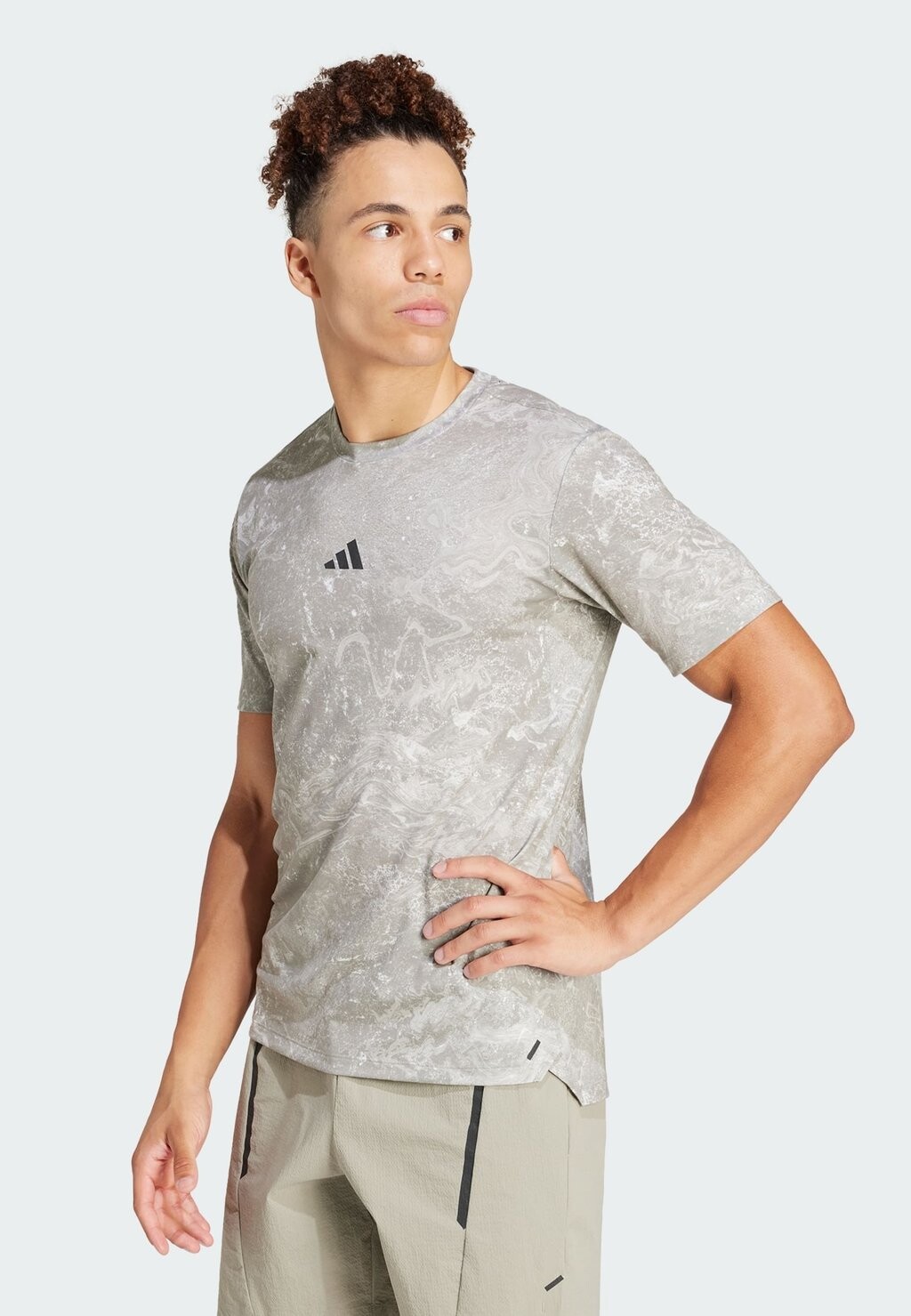 

Футболка с принтом Power Workout Adidas, цвет silver pebble black