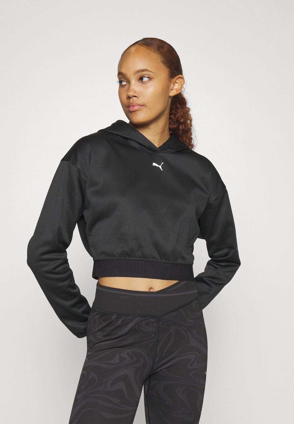 

Толстовка STRONG POWER HOODIE Puma, черный