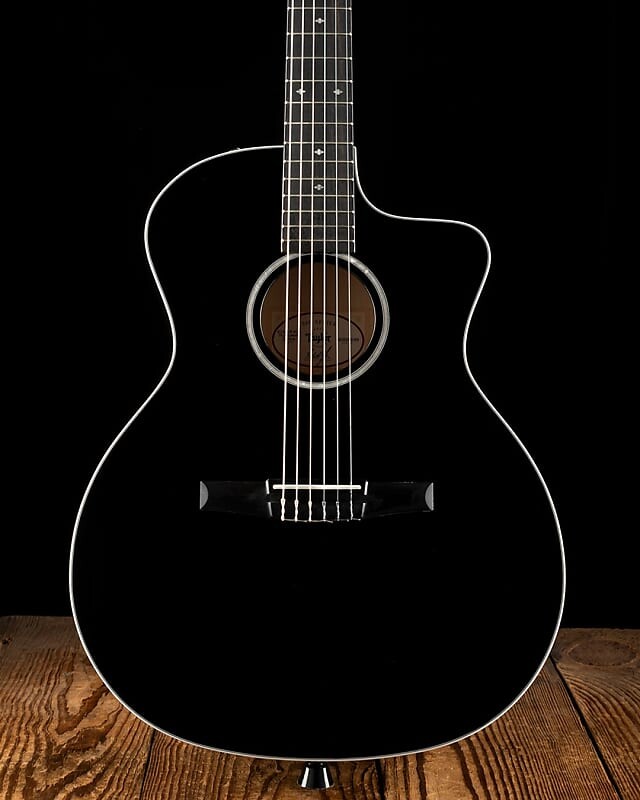 

Акустическая гитара Taylor 214ce-N BLK DLX Special Edition - Black - Free Shipping