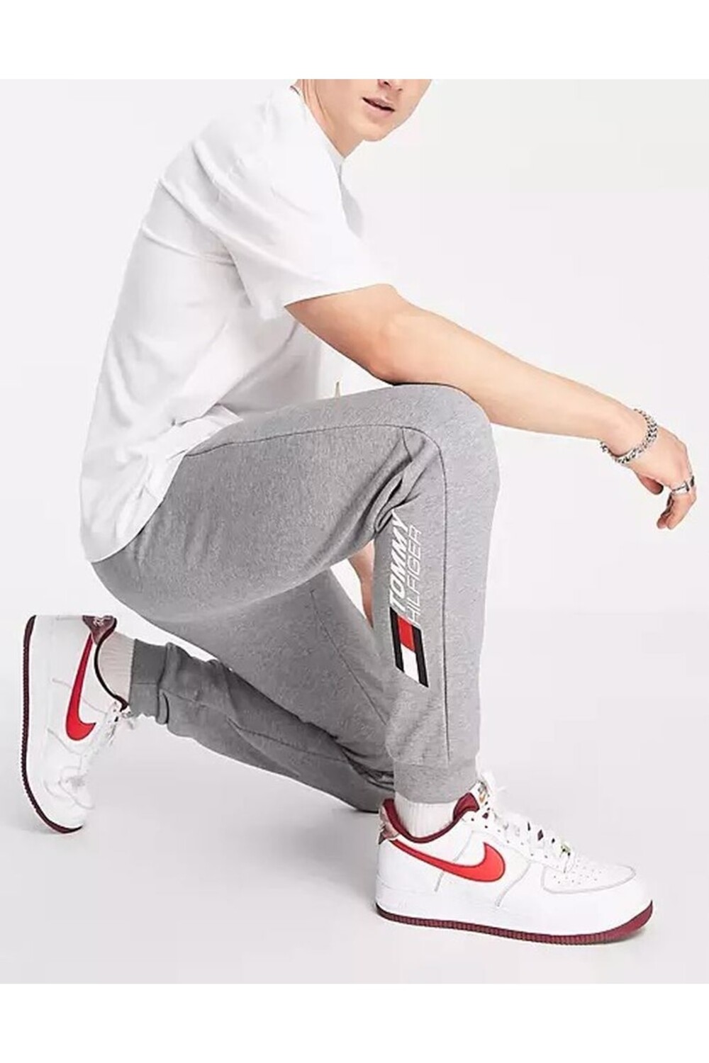 

Спортивный костюм Tommy Hilfiger, серый