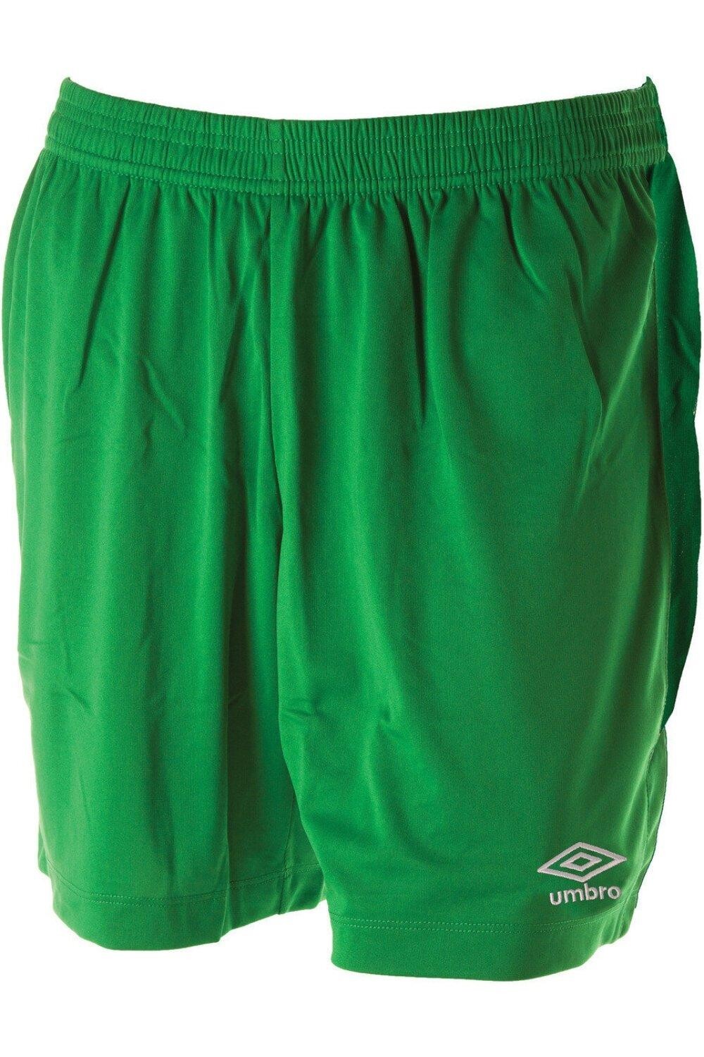 

Новый клубный короткометражный фильм Umbro, зеленый