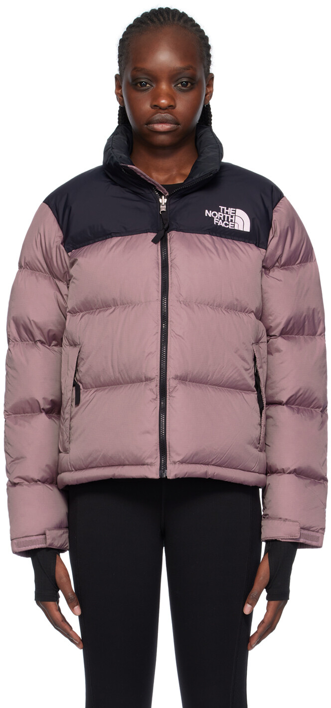 

Черный и фиолетовый пуховик Nuptse 1996 года в стиле ретро The North Face