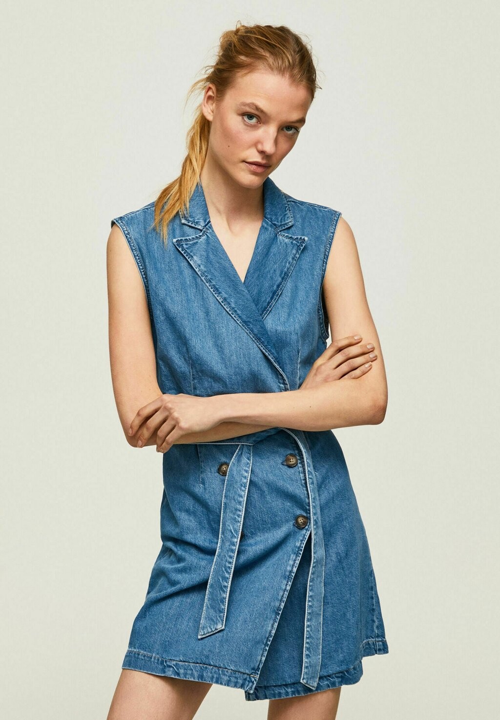 

Джинсовое платье Pepe Jeans