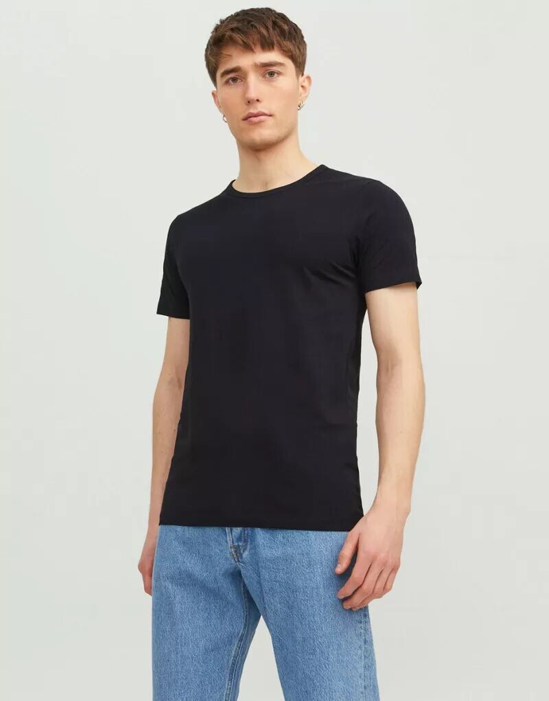 

Черная базовая футболка Jack & Jones, Черный