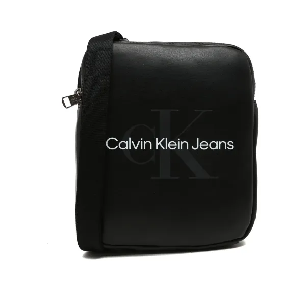 

Мягкая сумка через плечо с монограммой Calvin Klein, черный