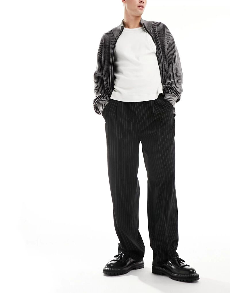 Bershka – Черные приталенные брюки в полоску жакет bershka в полоску 36 38 размер