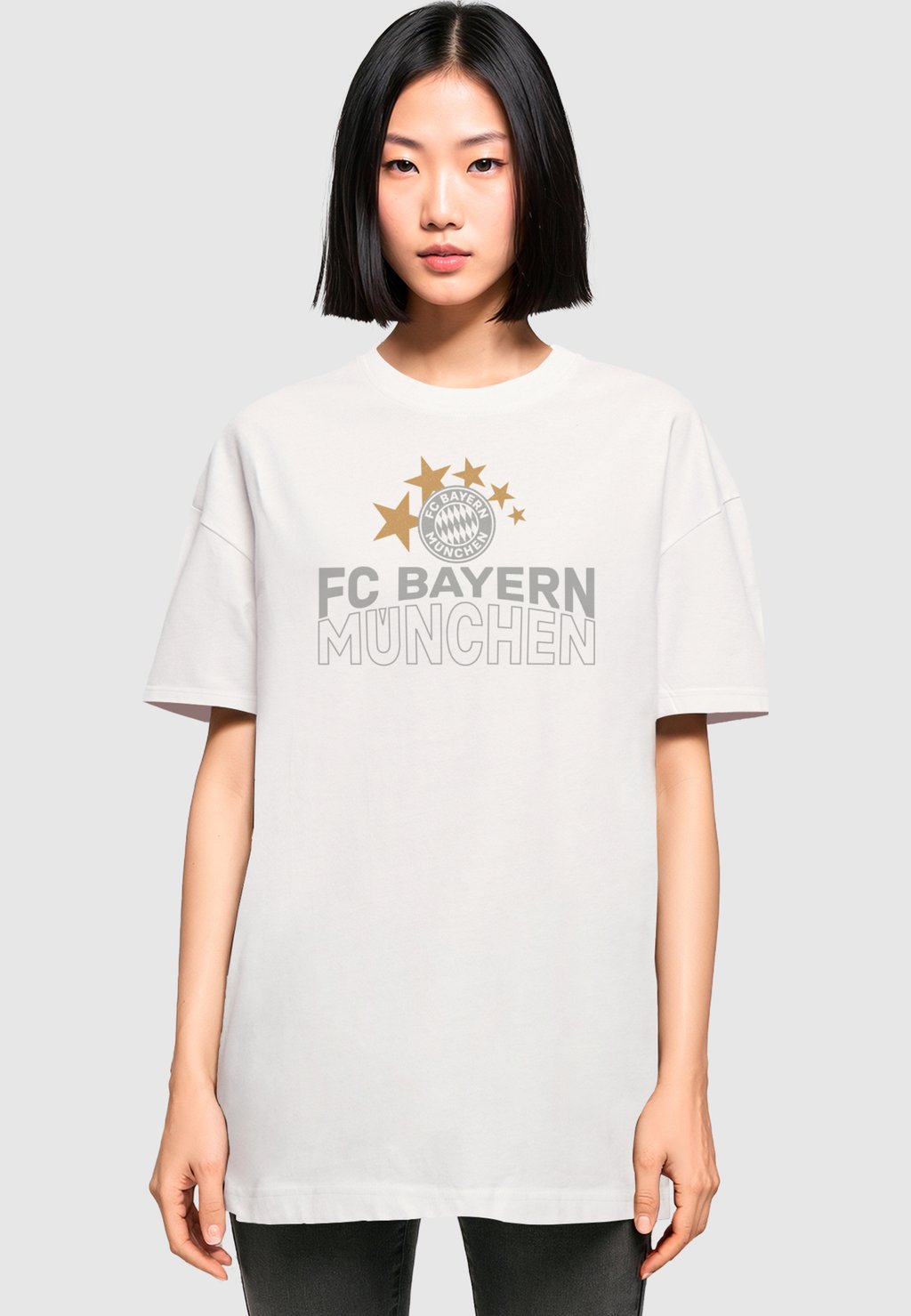 

Футболка с символикой STAR OVERSIZED BOYFRIEND TEE FC Bayern München, цвет white