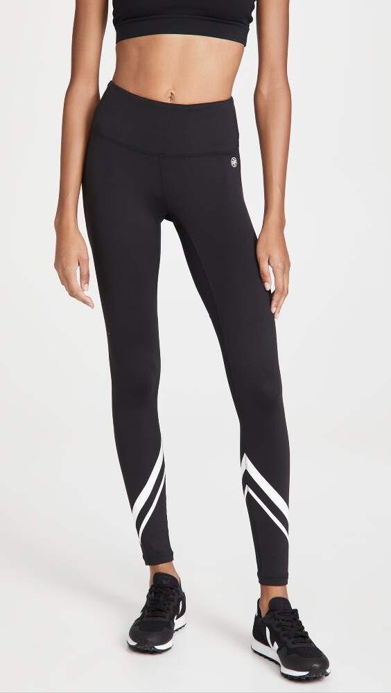 

Леггинсы Tory Sport High-Rise Weightless Chevron Leggings