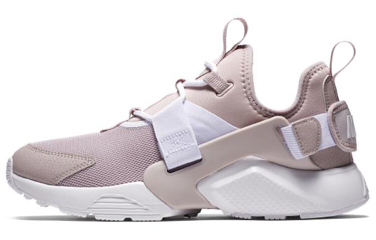 

Nike Air Huarache City Low Particle Rose (W)