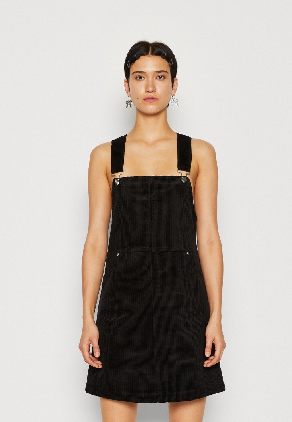 

Повседневное платье Monki, черный