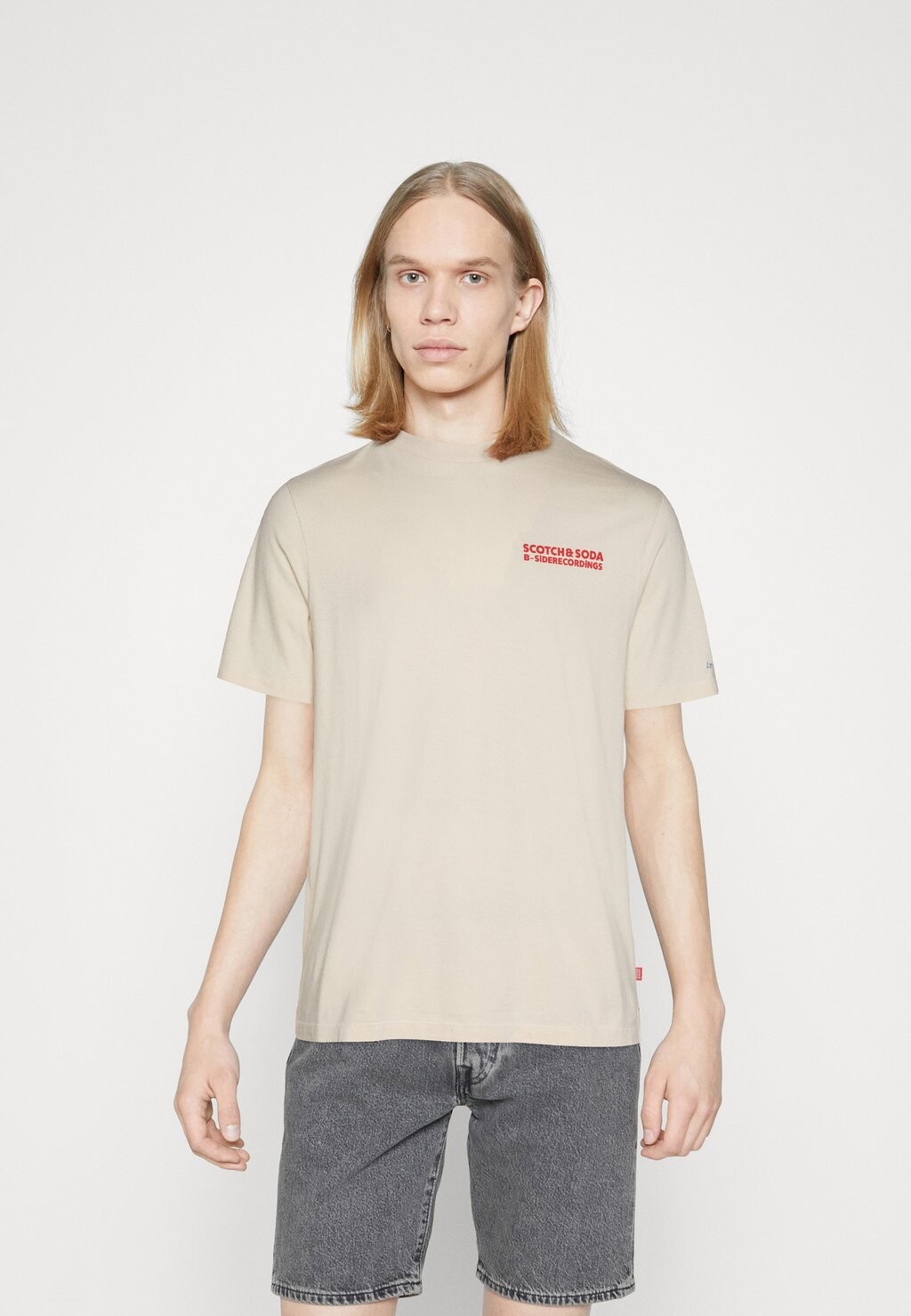 

Футболка с принтом Scotch & Soda, молочный, Серый