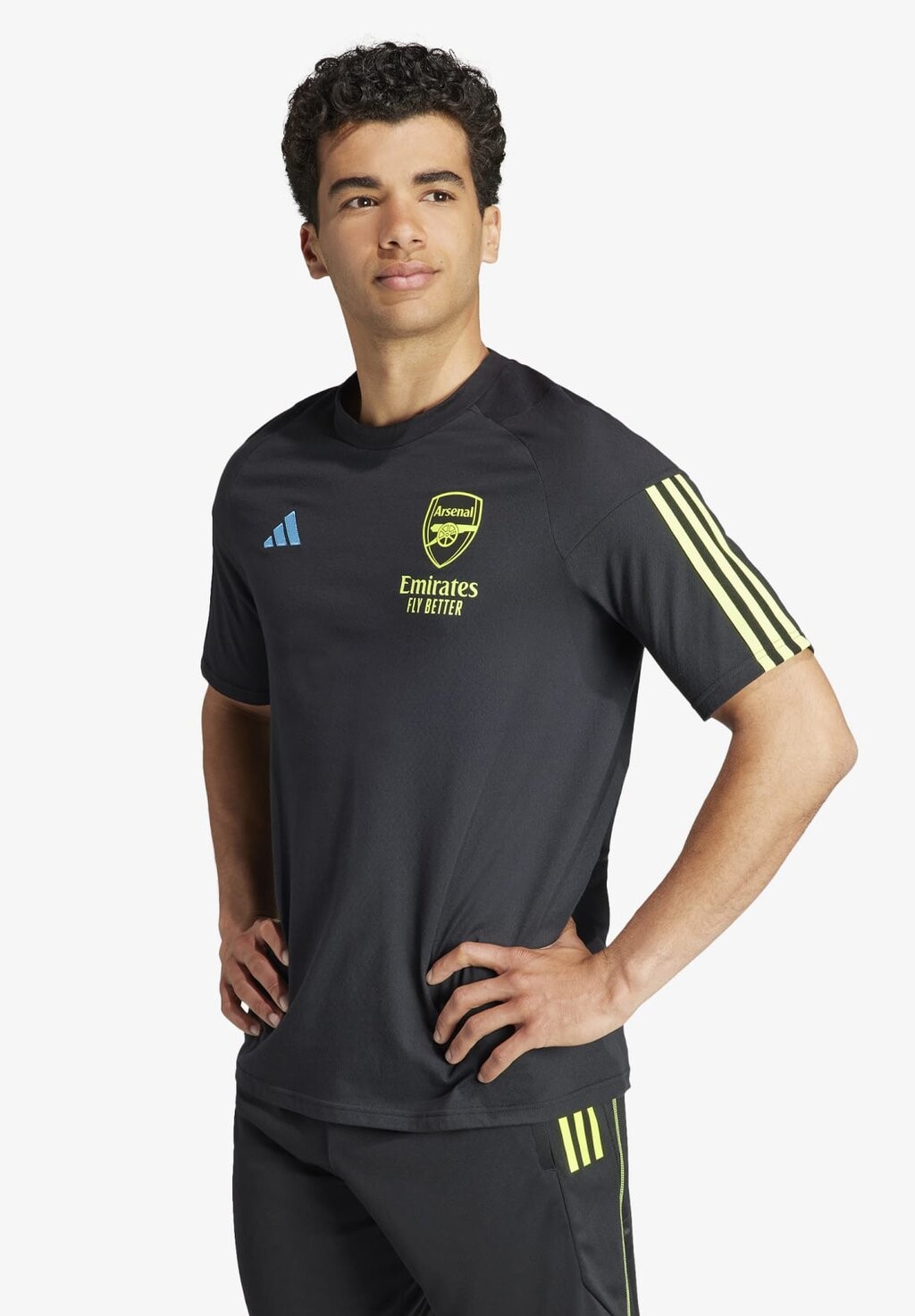 

Футболка Adidas