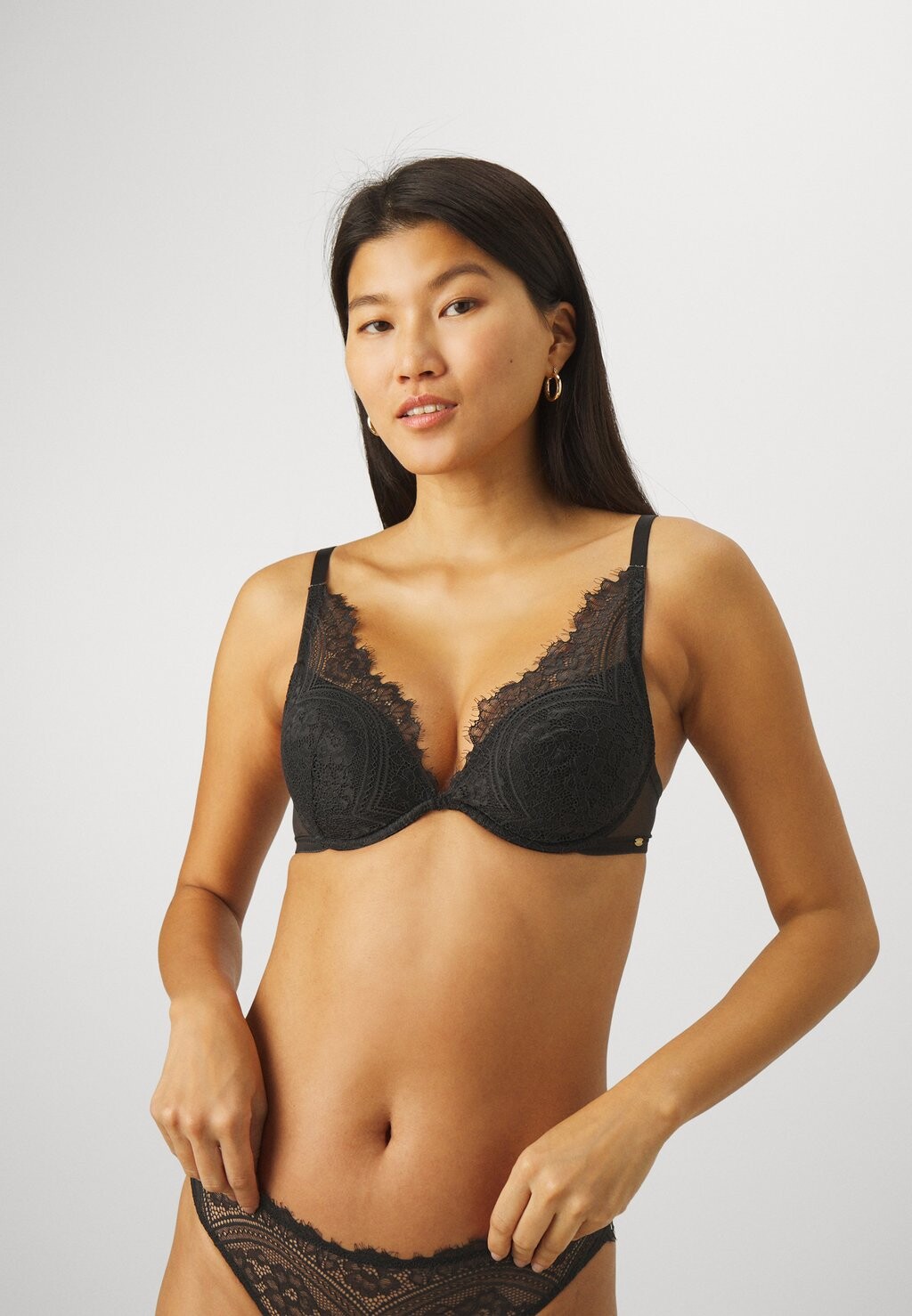 

Бюстгальтер на косточках SKINY DAMEN SCHALEN FESTIVE Skiny, черный