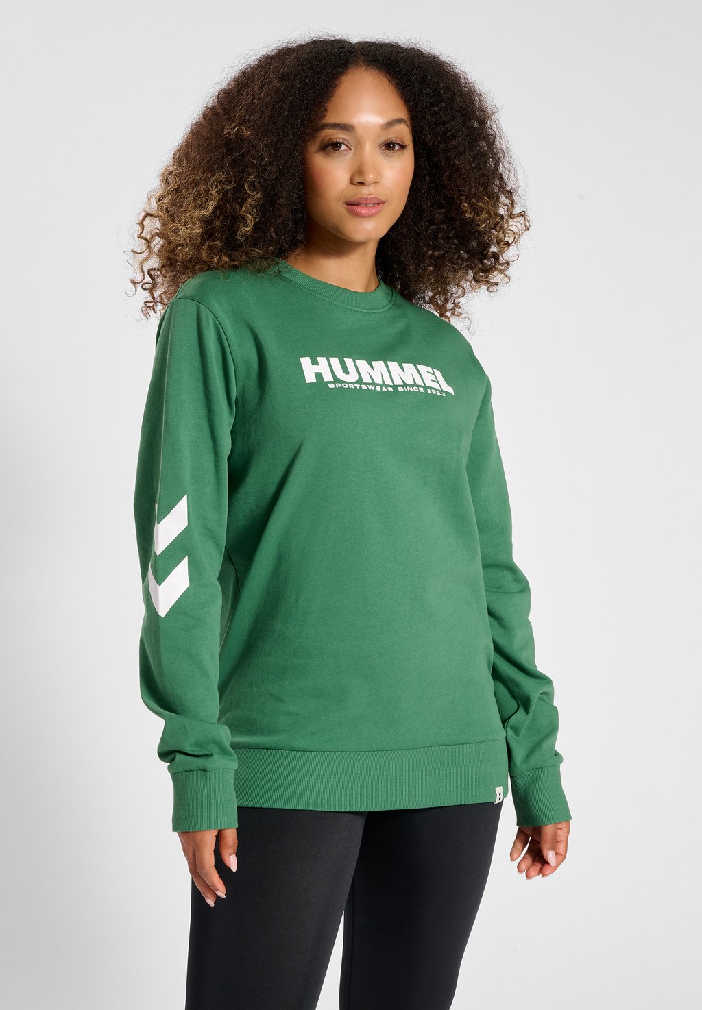 

Толстовка Hummel, зеленый