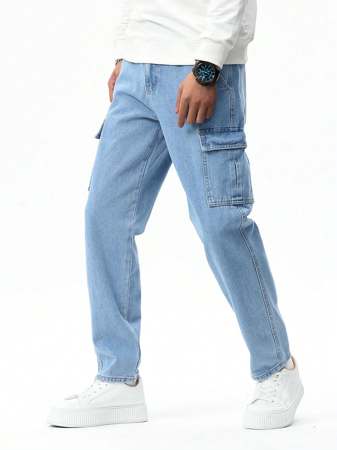 цена Мужские синие джинсы свободного кроя Manfinity Hypemode, легкая стирка