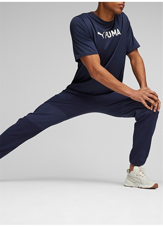

Спортивные штаны Puma