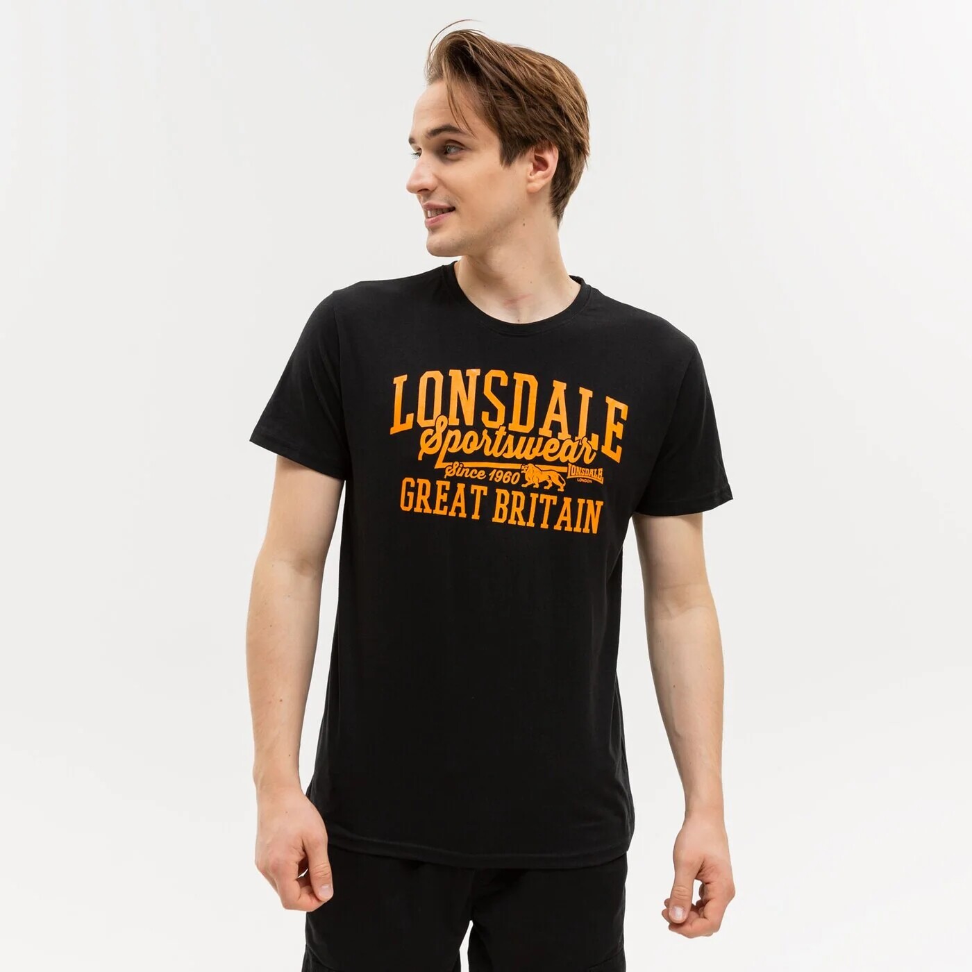 

Футболка Lonsdale Dervaig, черный