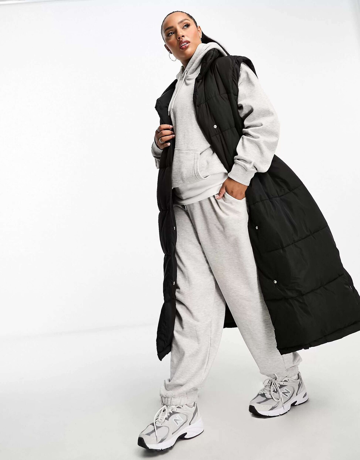 

Удлиненный утепленный жилет River Island черного цвета, Черный