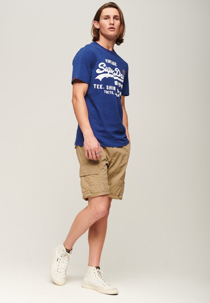 

Футболка с принтом Superdry, синий