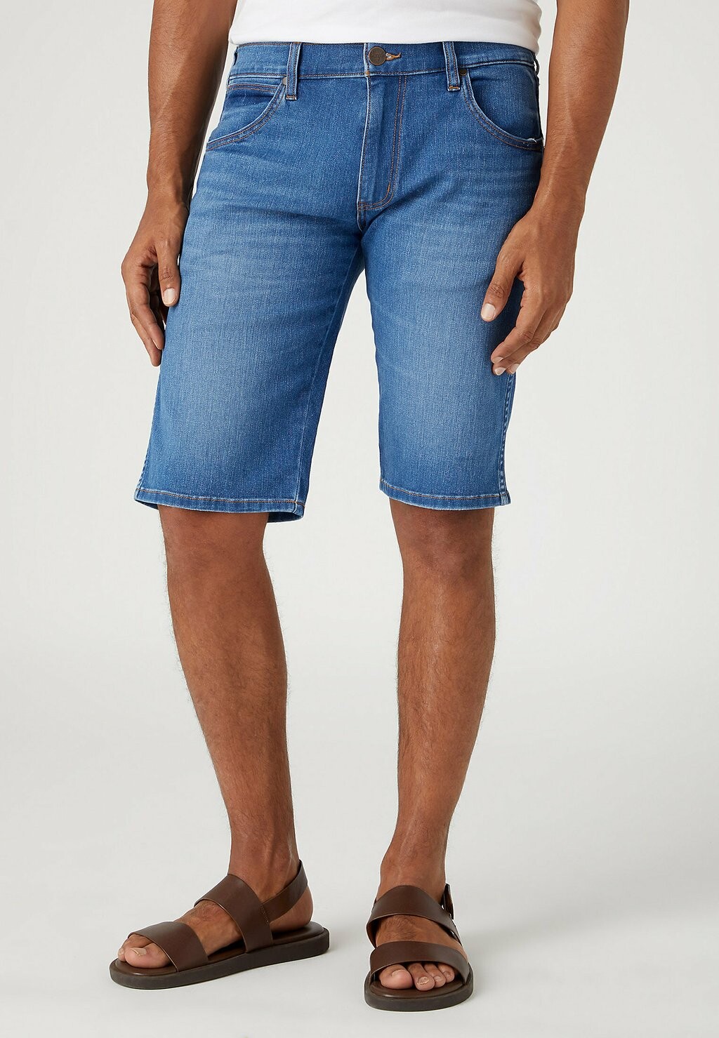 

Джинсовые шорты Wrangler