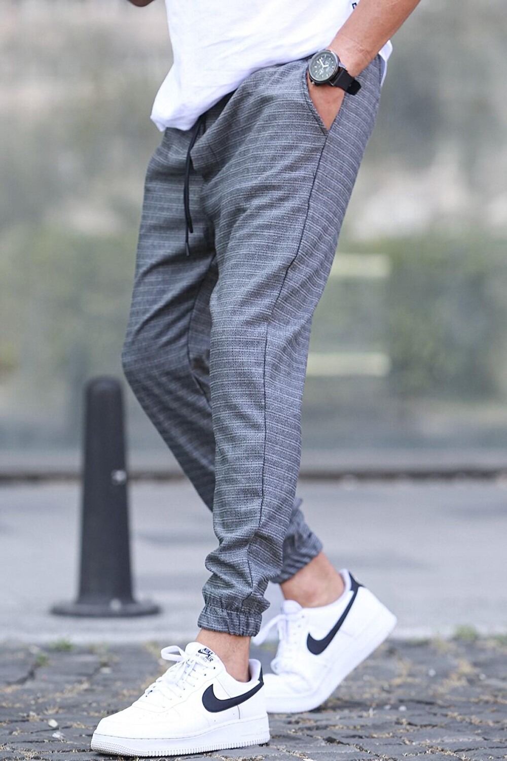 

Брюки Jogger Slim Fit антрацитового цвета 5472 MADMEXT, Черный