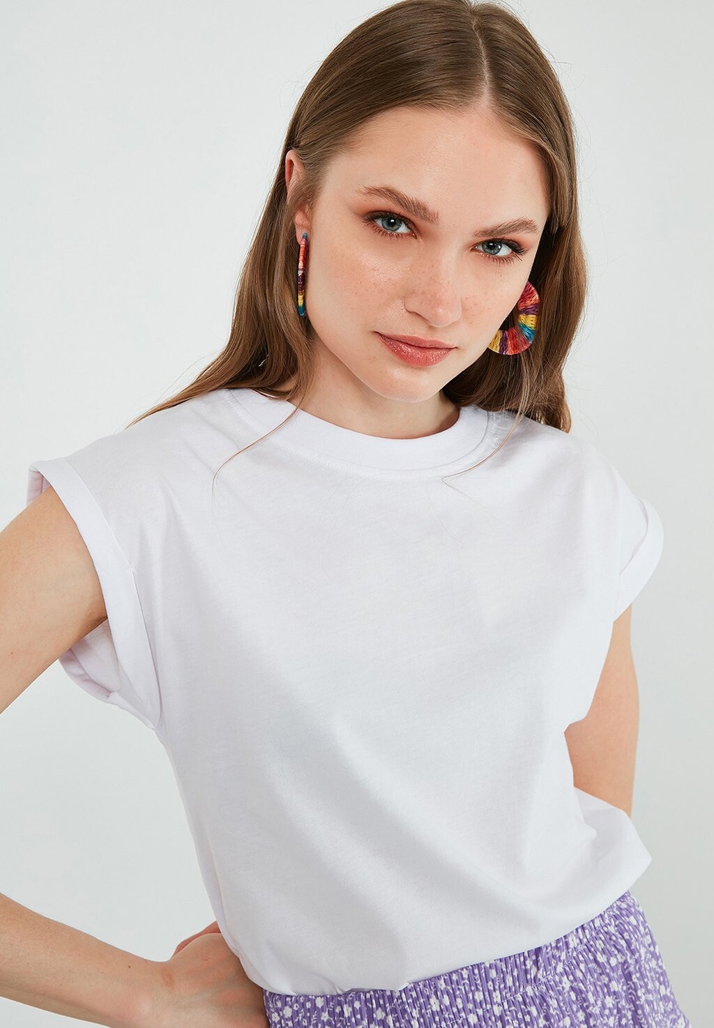 

Базовая футболка LELA, белый