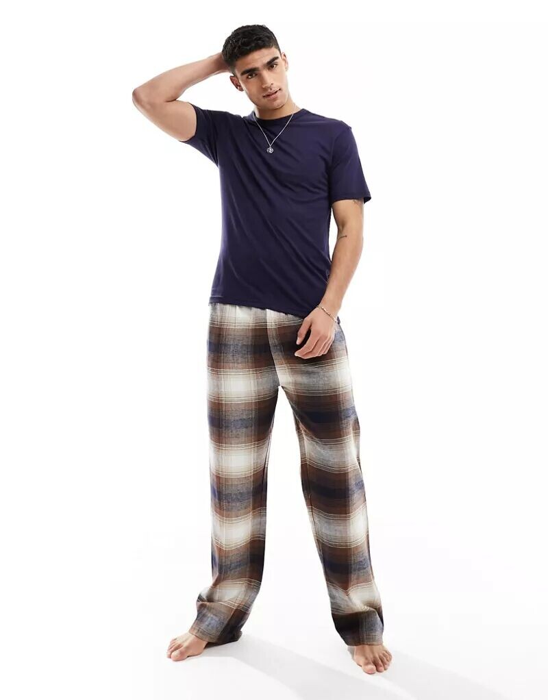 

Бежевая пижама в клетку River Island